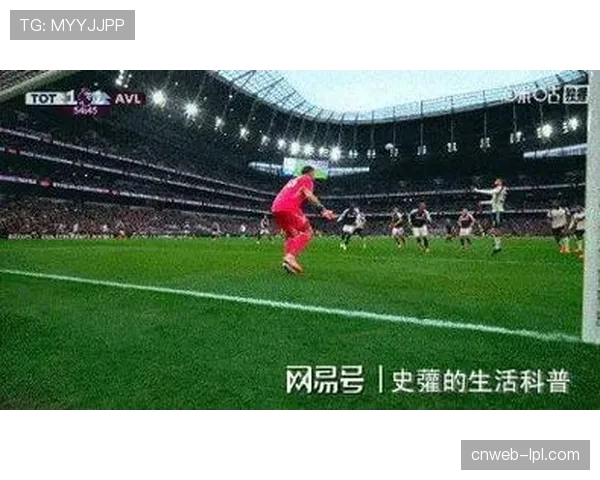 劳塔罗禁区抽射中柱，迈尼昂飞身扑救化险为夷