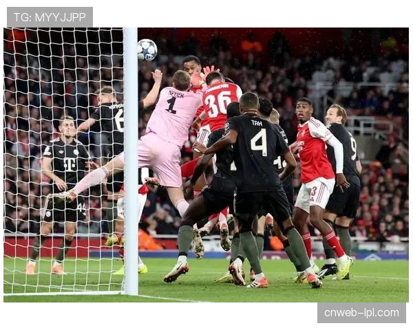 拜仁对阵海登海姆半场战报：斯塔尼希奇头球首开纪录