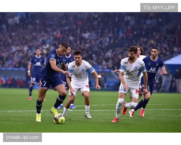 巴黎德比因球场仅距44米，创世界足坛地理奇观